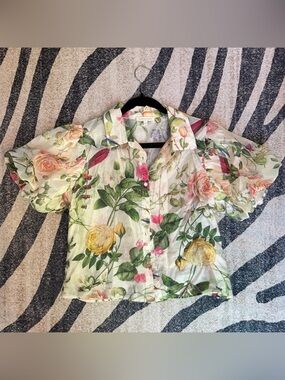 LUCKY & COCO Sheer Floral Blouse Large NWOT